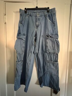 Old Navy Light Blue Denim Cargo Jeans with Multiple Pockets